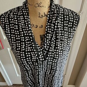 NEW ☆ Anne Klein Top, Size Large, Brand NEW!